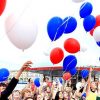 Оформление воздушными шарами выпускного в школе. Компания onballoon.ru