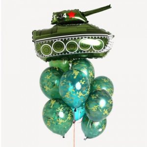 Фонтан из шариков милитари и танком на 23 февраля