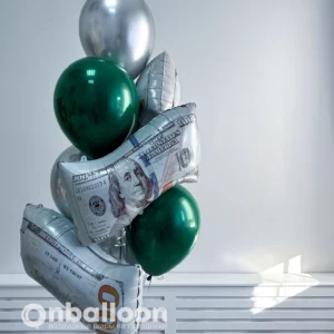 Фонтан из шаров с долларами