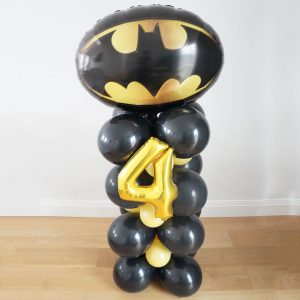 Стойка из шаров “Бэтмен с цифрой”