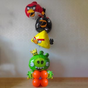 Композиция из шаров “Angry Birds”