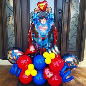 Поинт из шаров “С любовью, супермен”