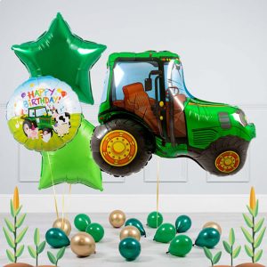 Фотозона “Зеленый трактор со звездами”