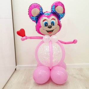 Фигура из шаров “Мышка розовая”