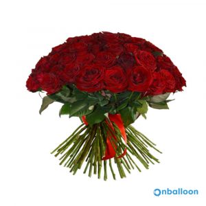 Букет из 55 красных роз, 50 см