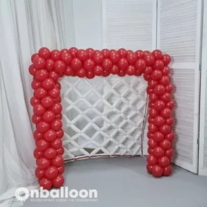 Фигура из шаров "Ворота красные"